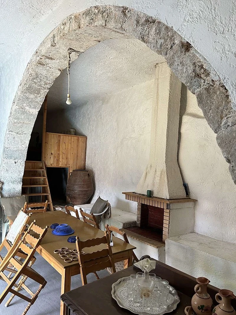 discover crete
