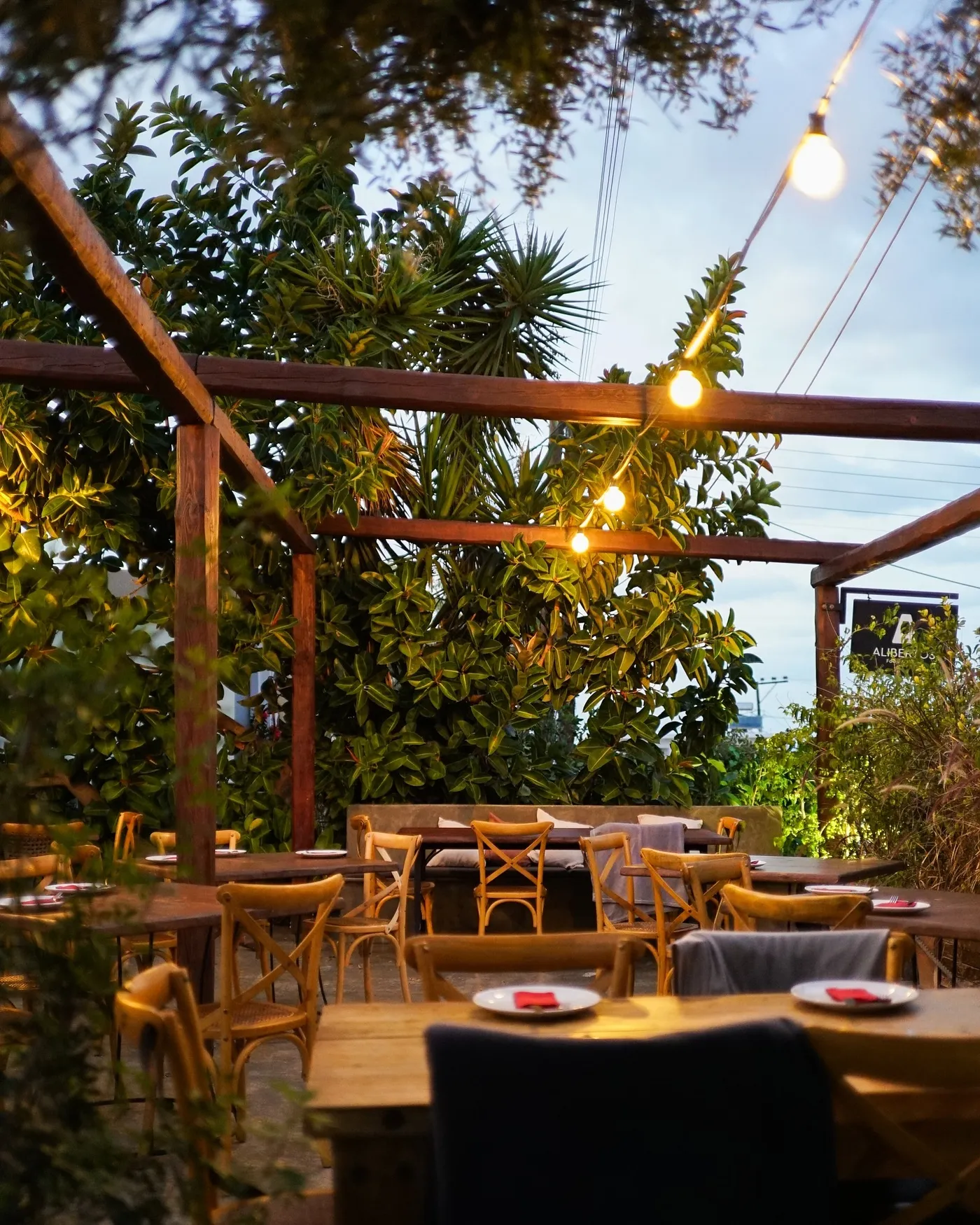 Alibertos: Fine Dining in Kounoupidiana, Chania