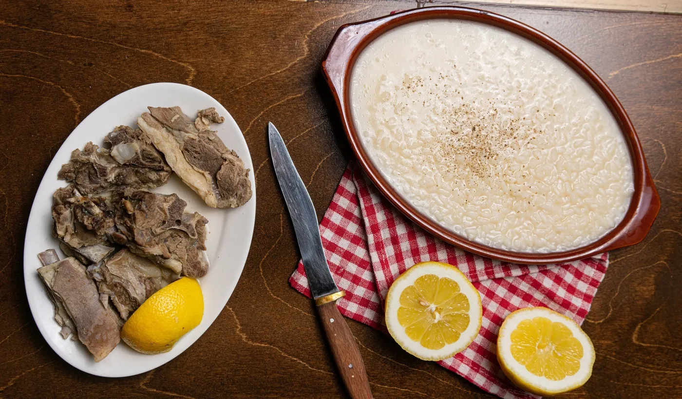 Dinos: Cretan Flavours in Beautiful Palaiochora!