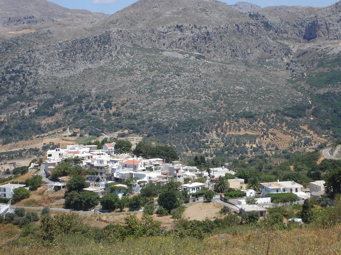 Aktounta: A Picturesque Village with Only a Few Residents