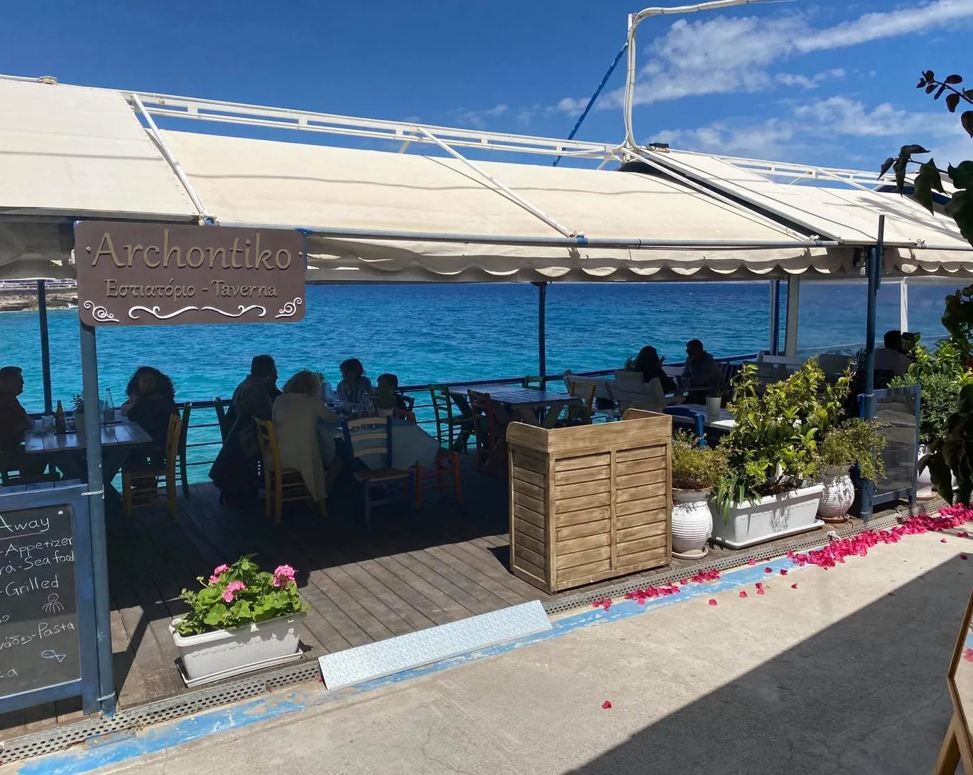 Archontiko: Flavours of the sea in the heart of Agios Nikolaos