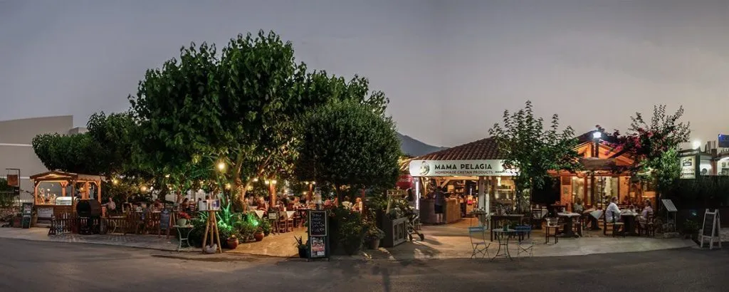 Pelagia's Yard: A flavourful stop on Kournas beach