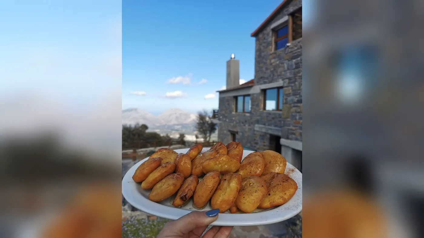 Psiloritis Retreat Chalet: Traditional cuisine in a Mylopotamos chalet!