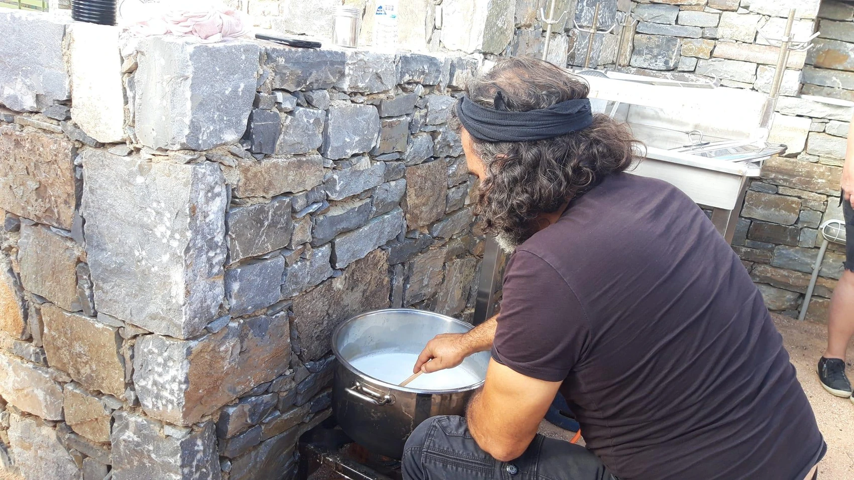 «Μιτάτα, Ο Τόπος του Βοσκού» : Φτιάξε το δικό σου τυρί, μέσα σε ένα… μιτάτο στα Ανώγεια!