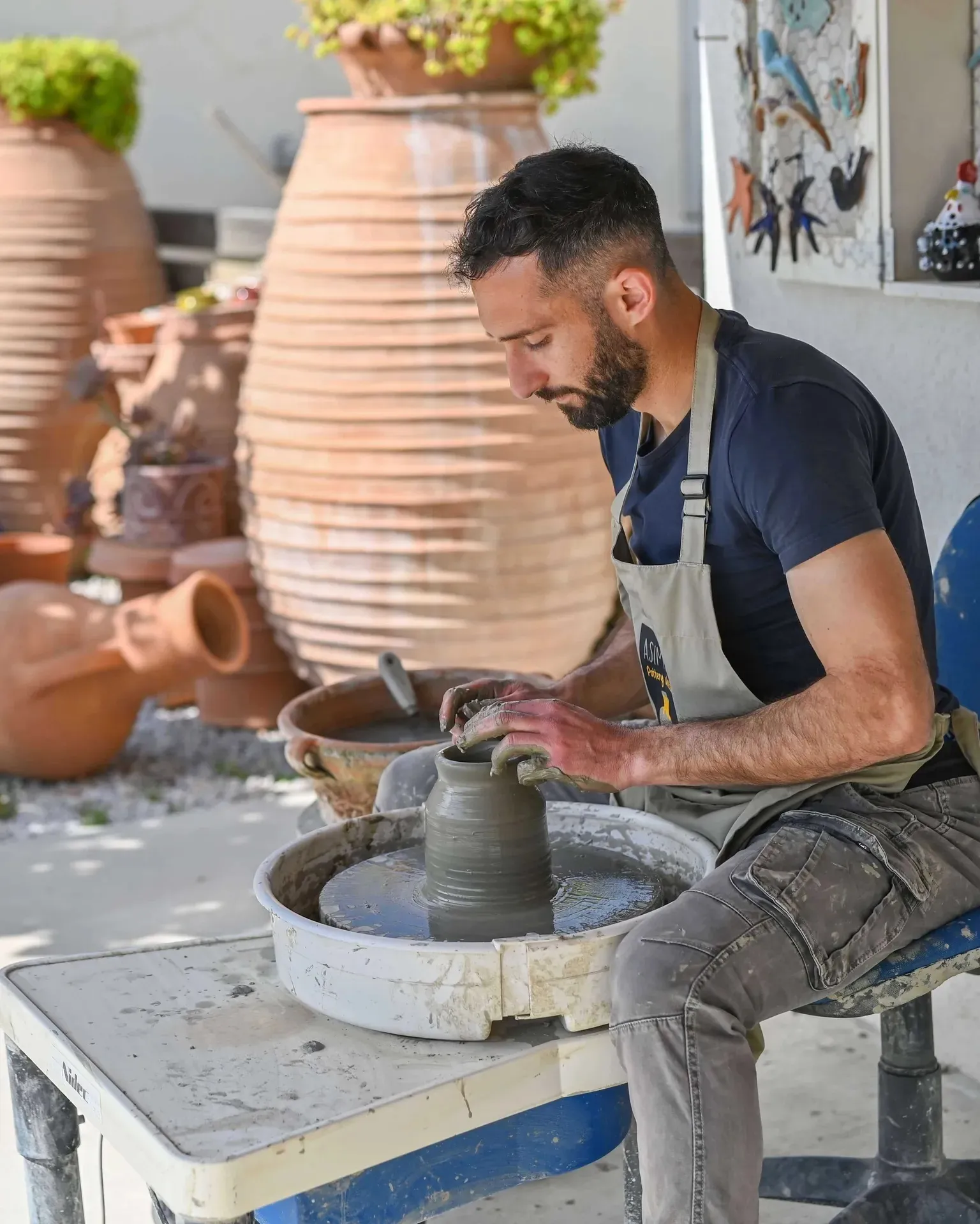 Podcast: Μαργαρίτες – αναμνήσεις με πηλό και χρώμα!