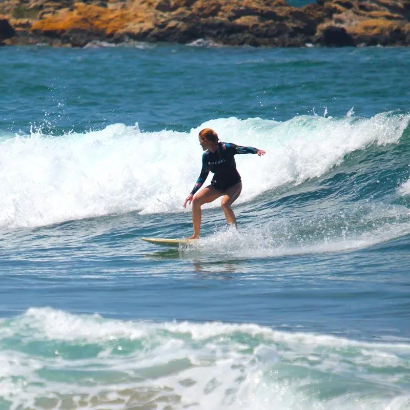 Surfisland: Μοναδικές εμπειρίες για surfing στο Καλάμακι Χανίων!