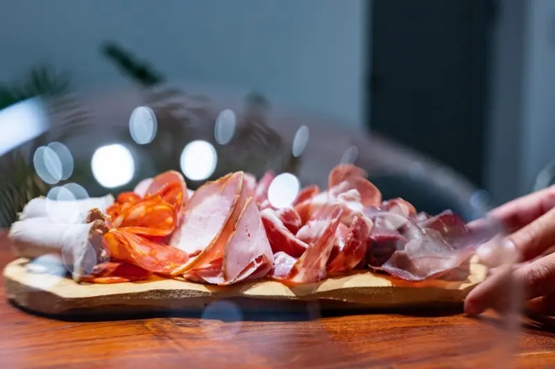 Kassakis Charcuterie: Taste Cretan Cold Cuts and Cheeses