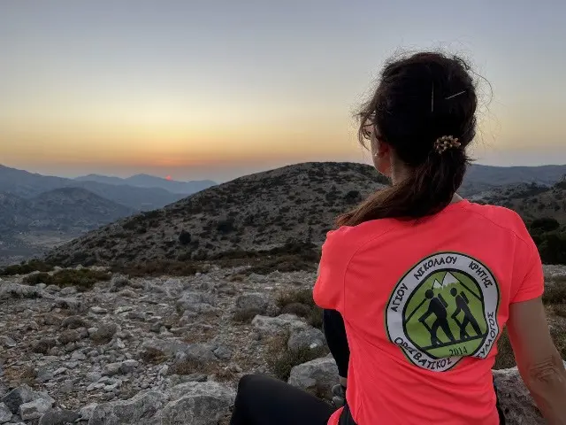 Afternoon Full Moon Hike in Katharo