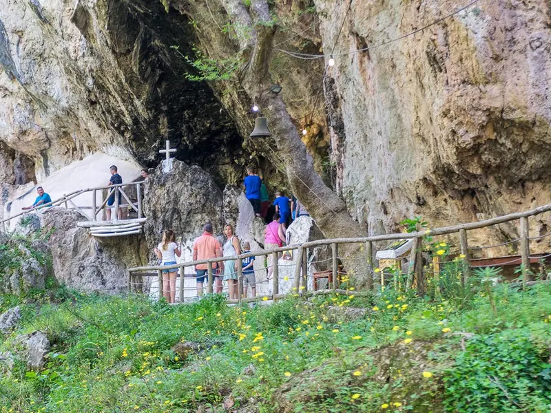 Exploring Creta: Hiking through the Kourtaliotiko Gorge