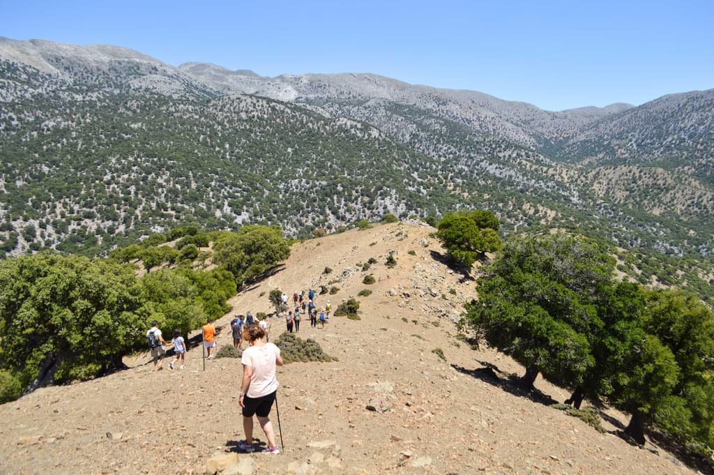 Explor.gr: Crossing the Rouvas Gorge