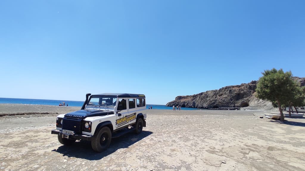 Safari Experts Crete: Exotic Safari Excursion to Tripiti Beach