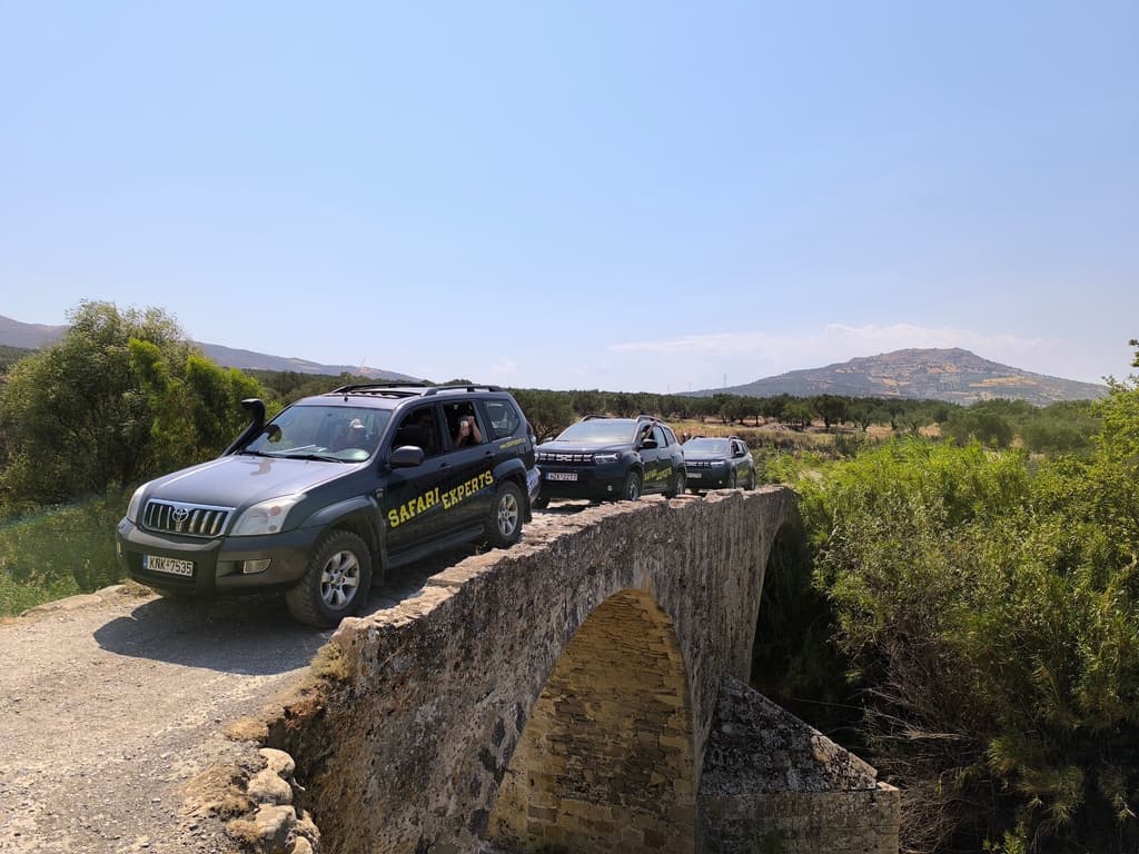 Safari Experts: Drive through the wild beauty of southern Crete!