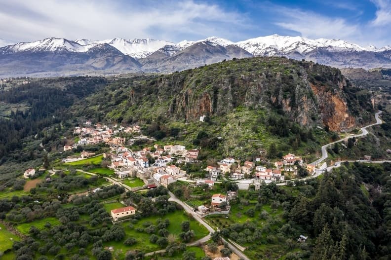Explore the Charms of 5 Distinctive Villages in Chania!