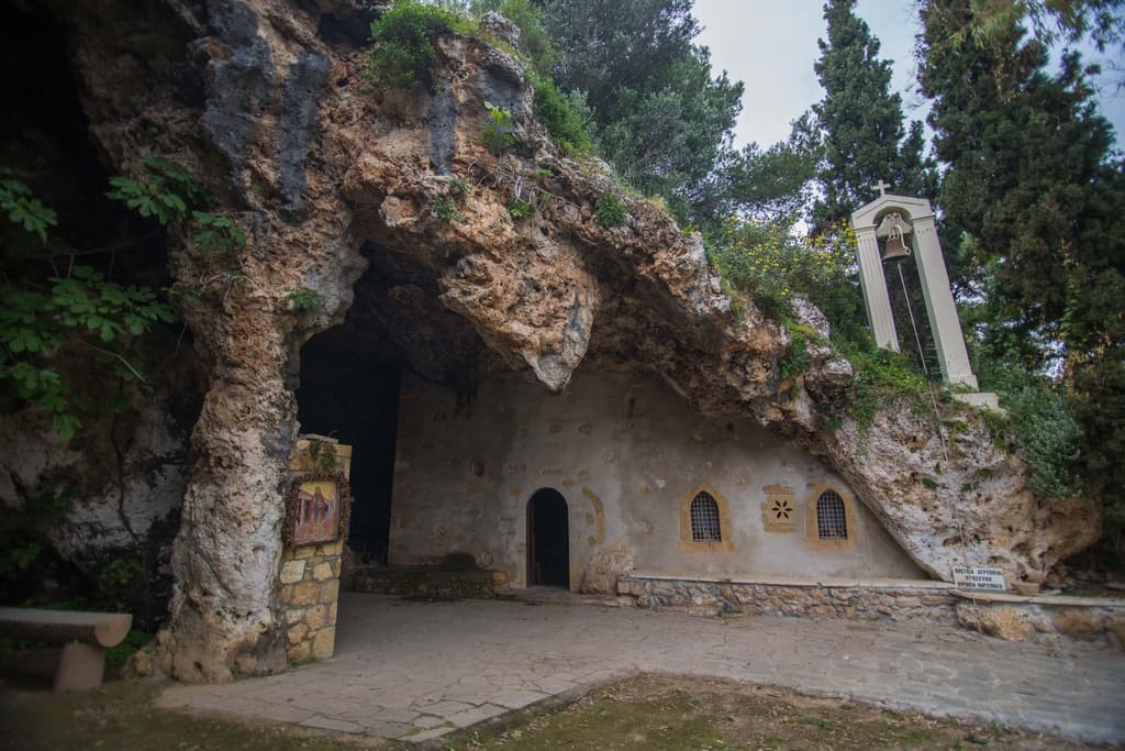Full Moon of July with a Night of Music at the Cave of Agios Ioannis