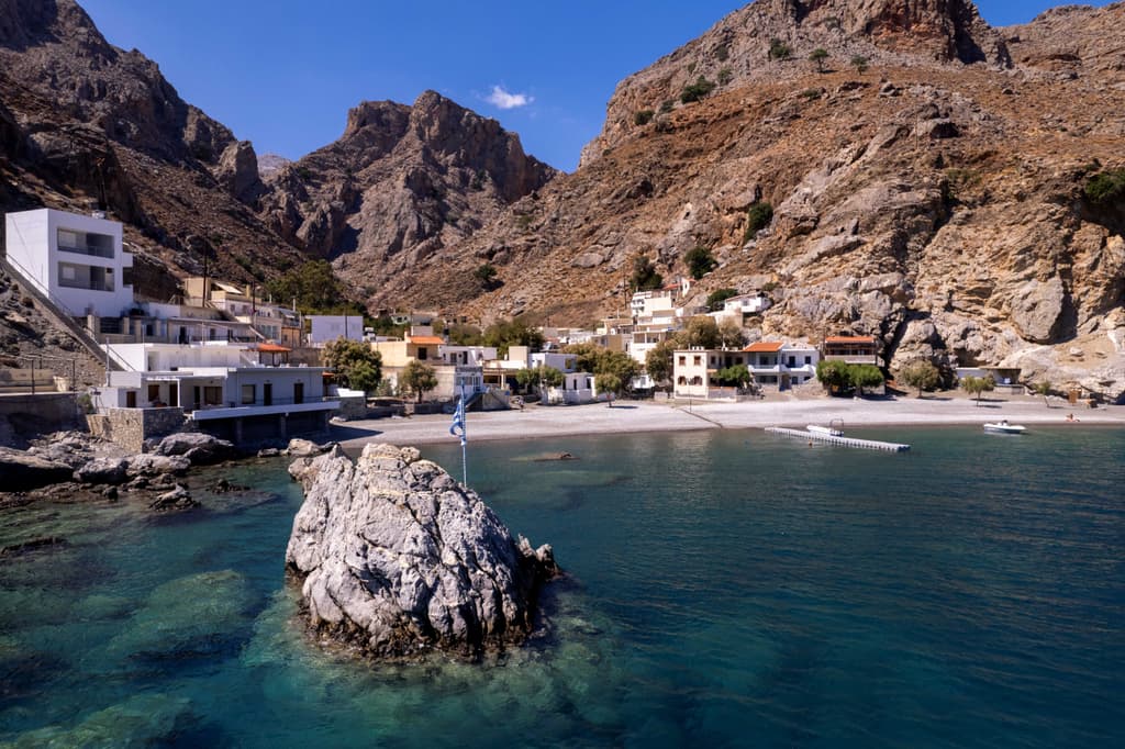 Παραλία Μαριδάκι: στην έξοδο δυο φαραγγιών