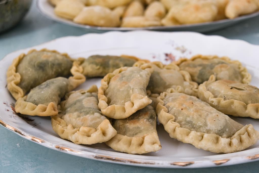 Pies with ‘Yachnera’ Greens