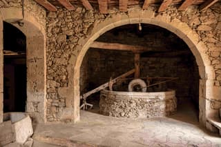 discover crete