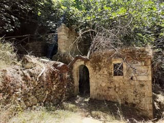 discover crete