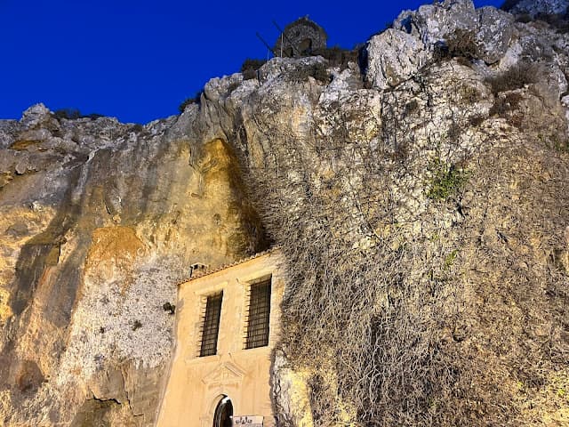 Afternoon hike to the Monastery of Panagia Faneromeni