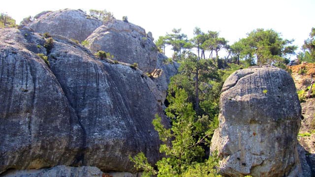 Hiking in the Meteora of Lasithi!