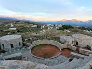 discover crete