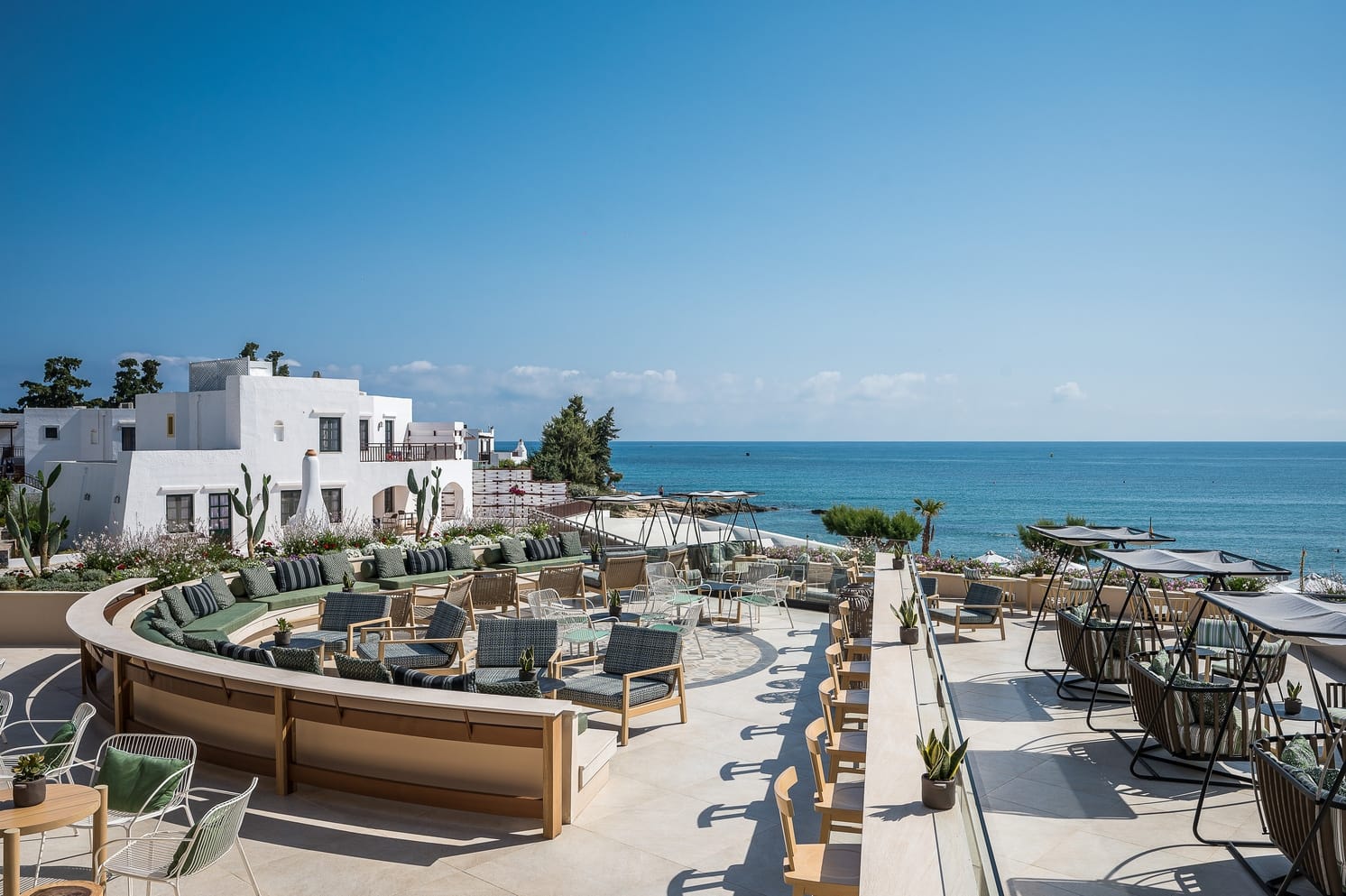 Creta Maris: Bars and snack points