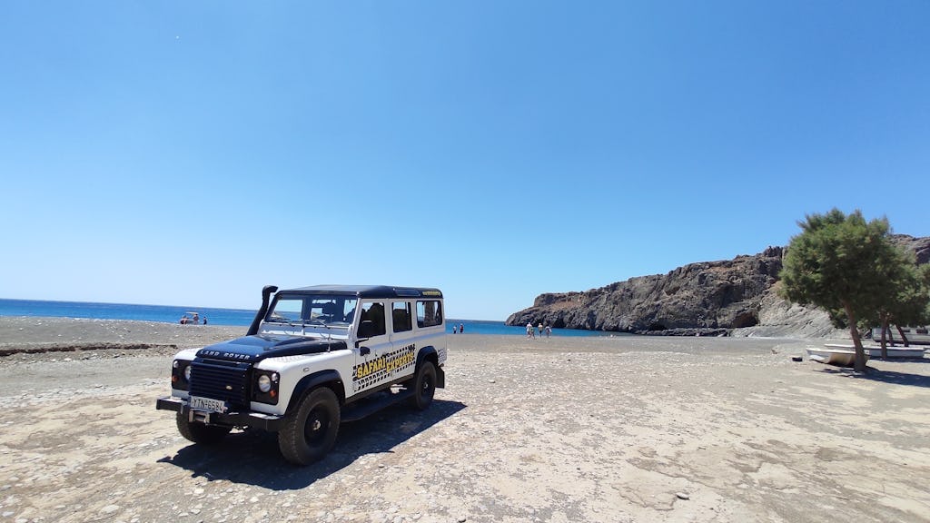 Safari Experts Crete: Exotic Safari Excursion to Tripiti Beach