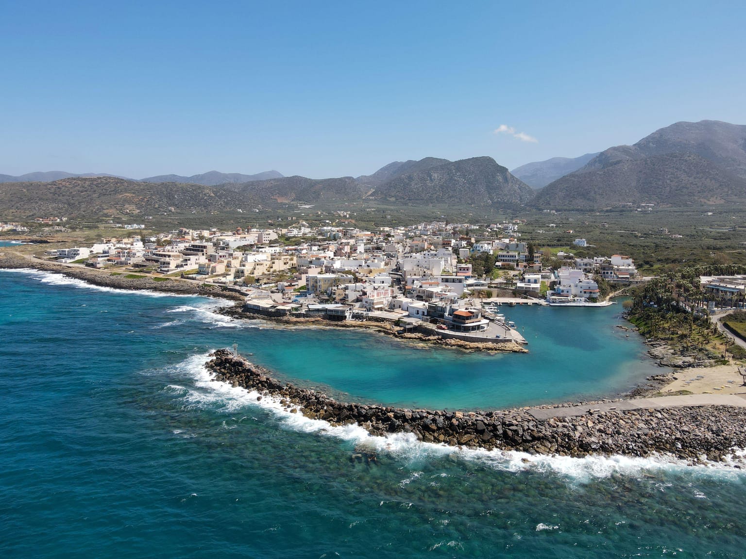 Sisi (Sissi) Beaches: A Feast for the Eyes!
