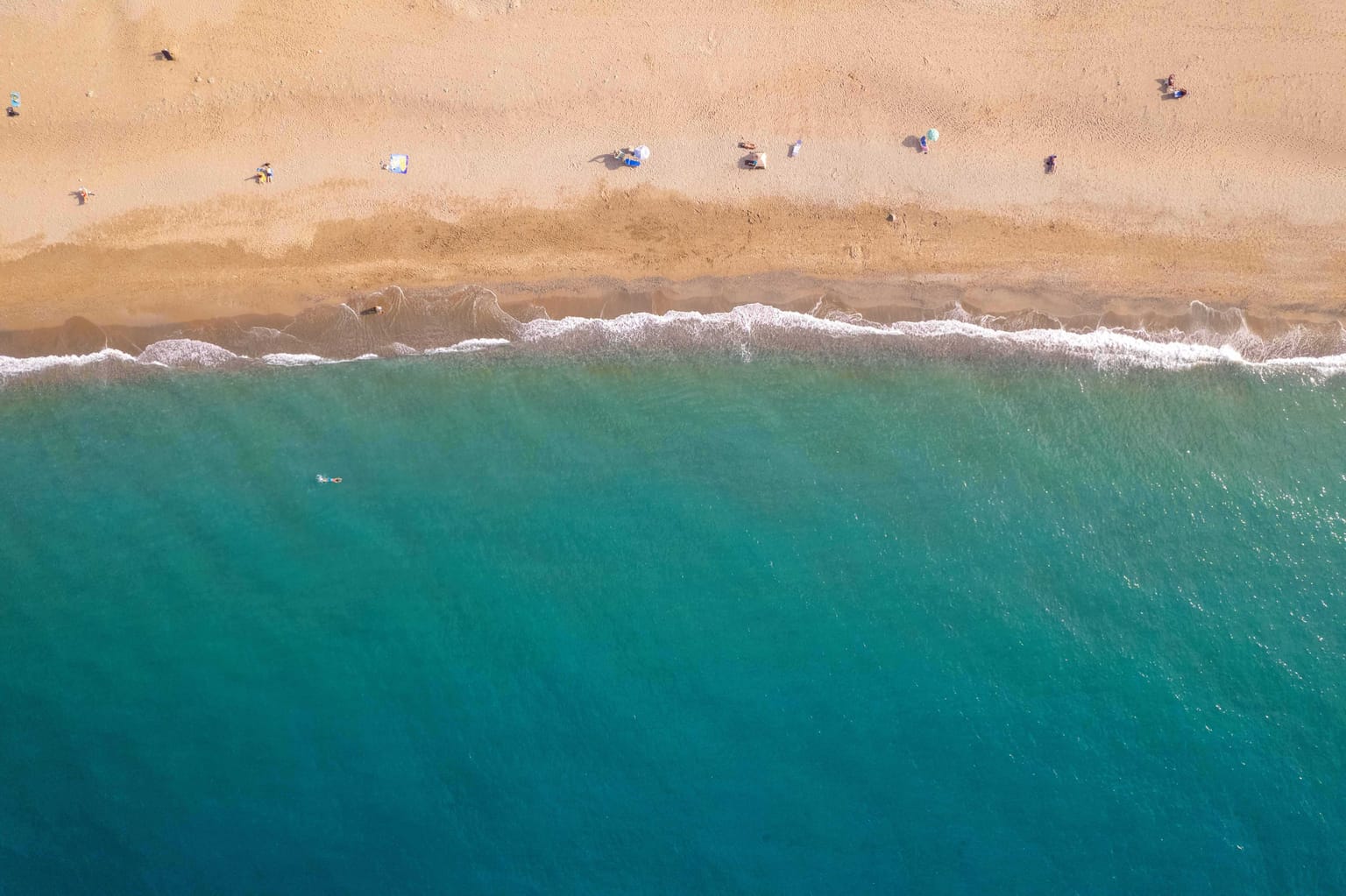Missiria Beach: A Refreshing Oasis Next to the City