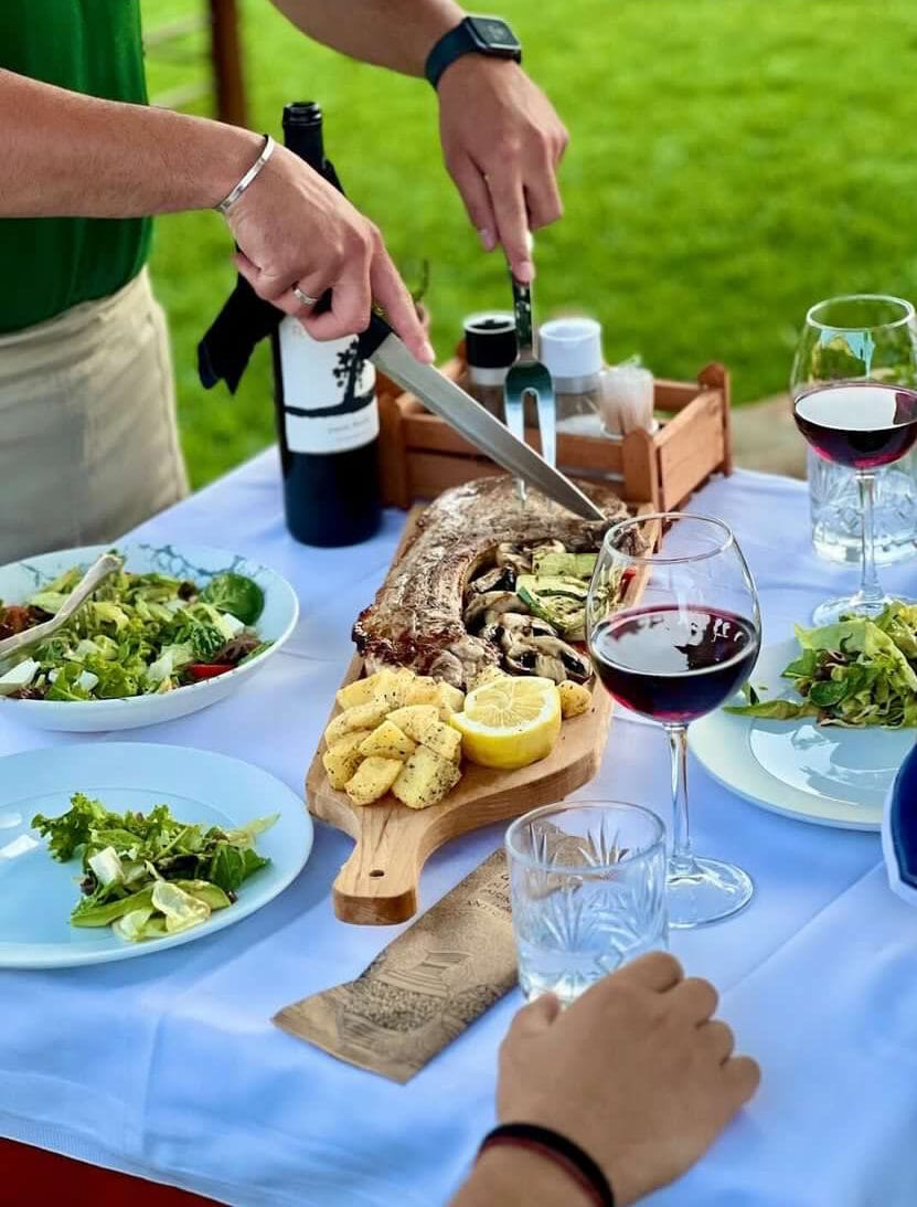 Sterna Chrisi Akti: Traditional flavours in a natural setting, in Daratso just outside Chania