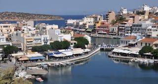 Exploring the Scenic Lake of Agios Nikolaos