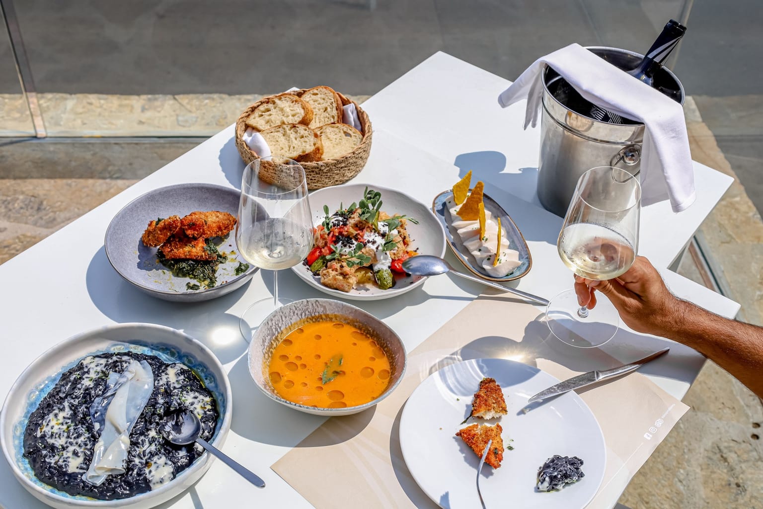 Despina: A delightful seafood meal with a view of Elounda bay
