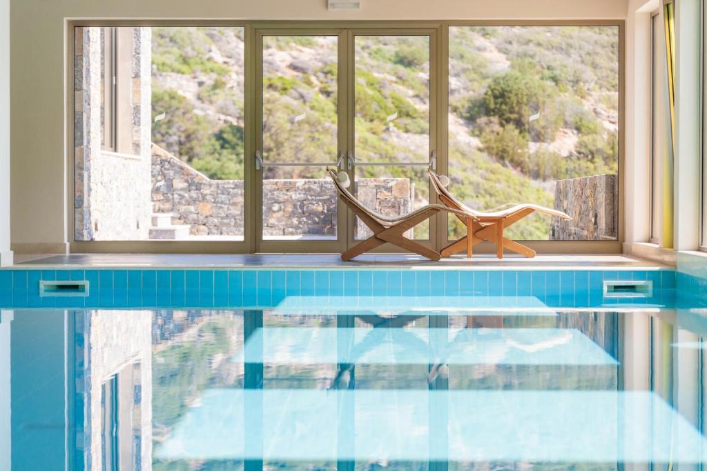 discover crete