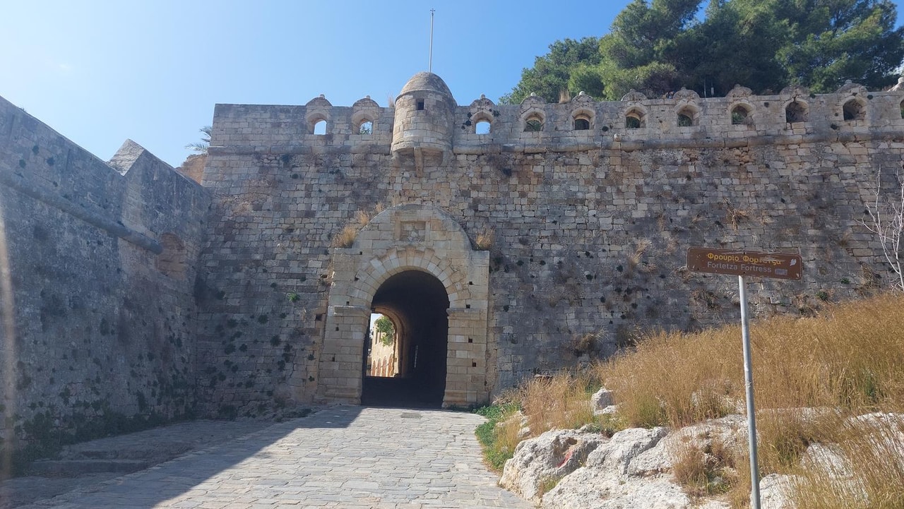 discover crete