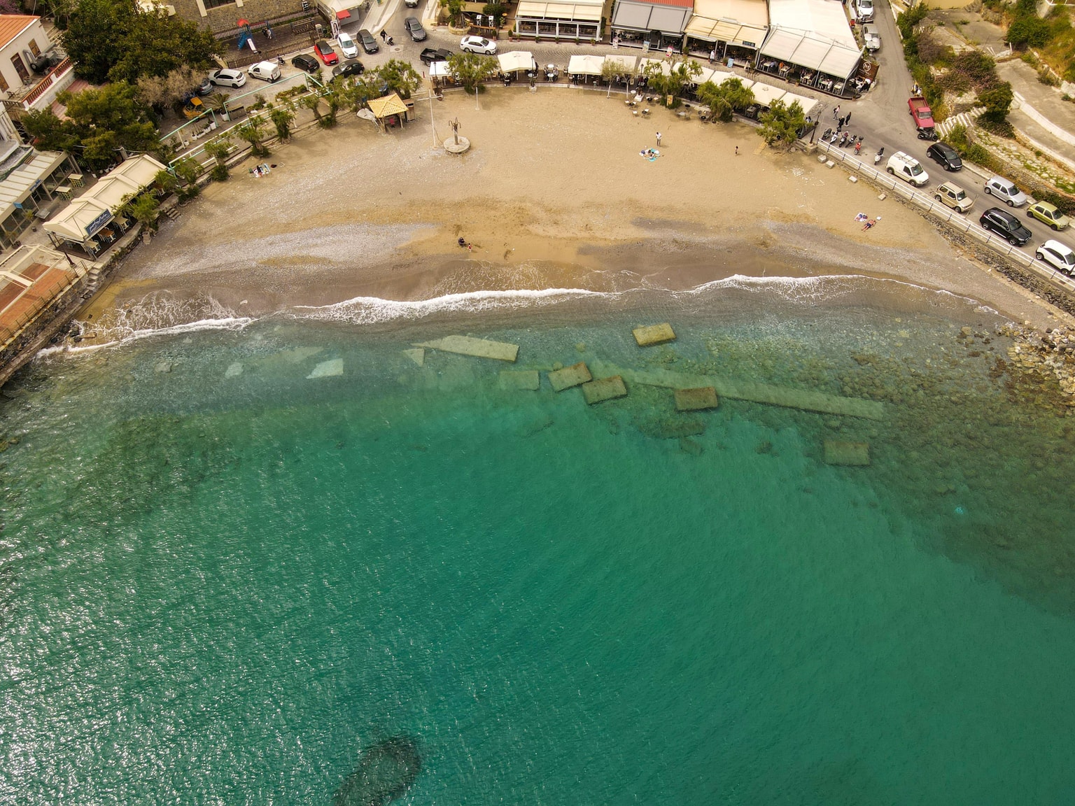 Kitroplatia: A Beach Echoing Bygone Eras