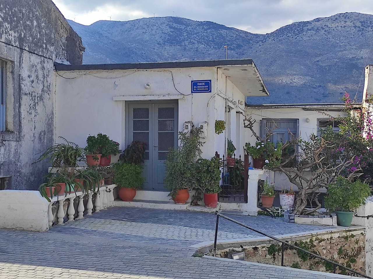 discover crete