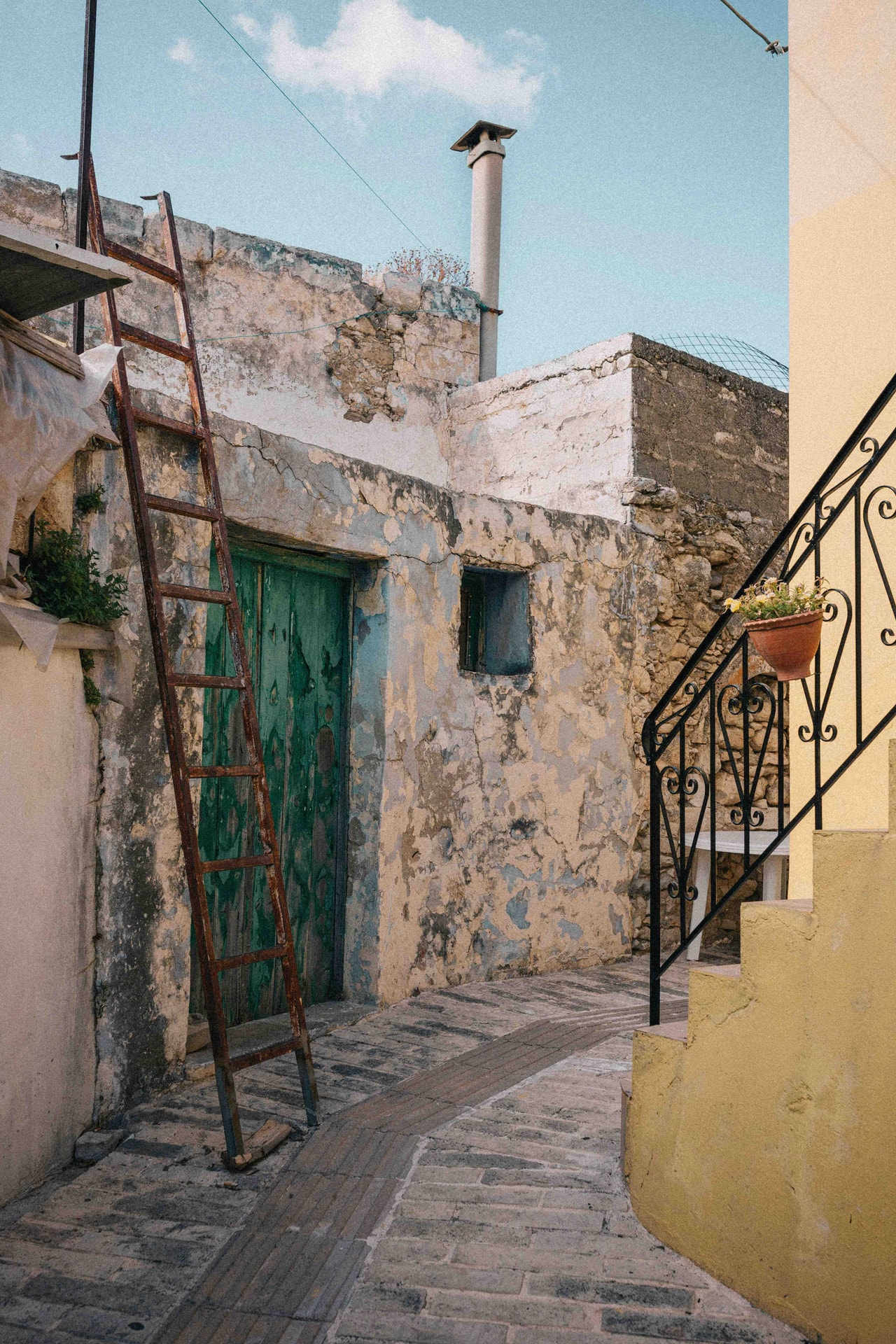 discover crete