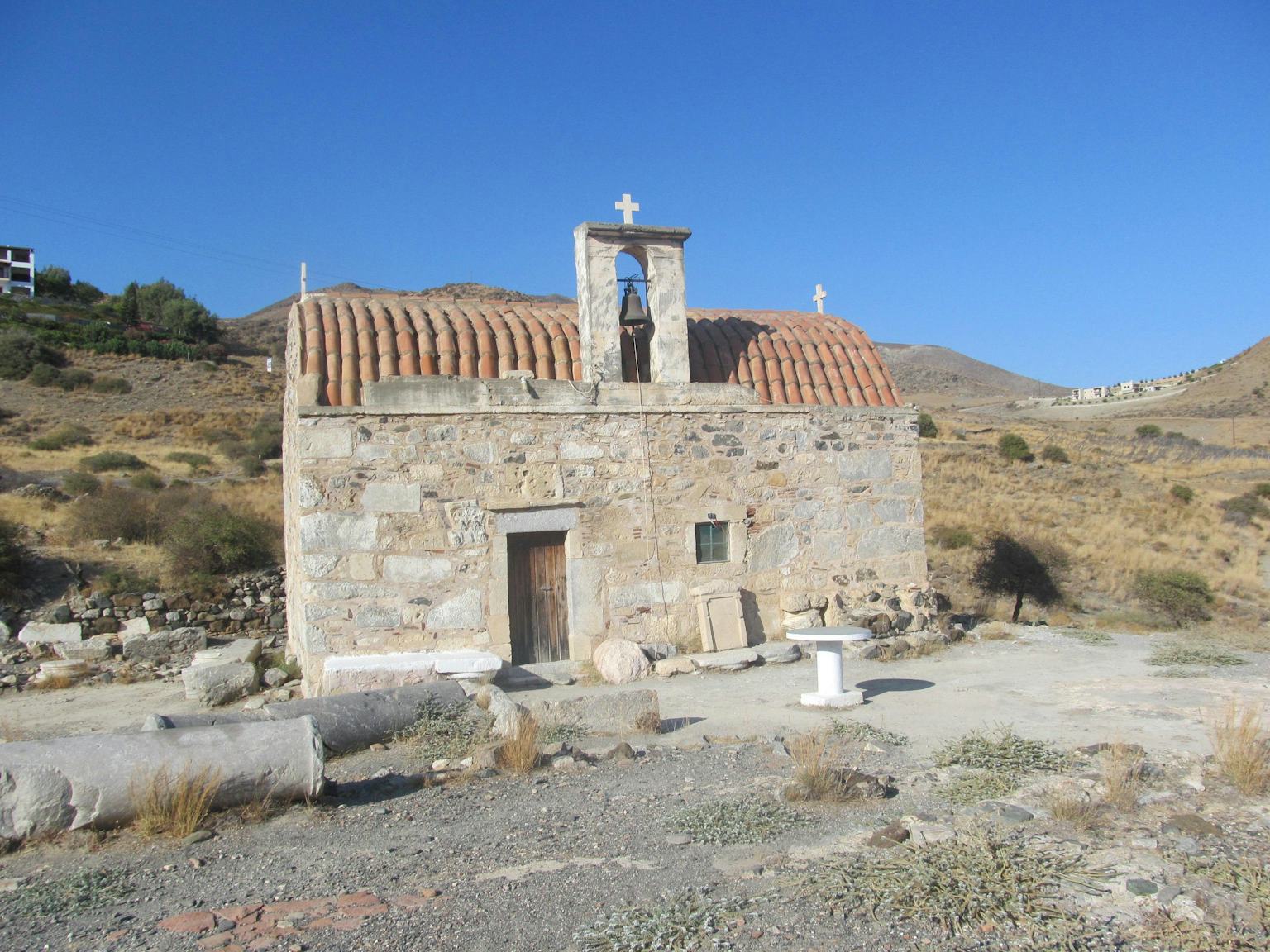 Agios Ioannis Theologos Church in Lentas