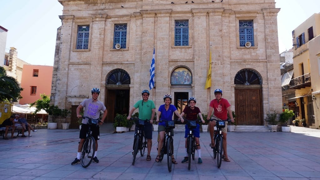 Good Morning Chania Bike Tour: Explore the City's Monuments and Landmarks on Two Wheels