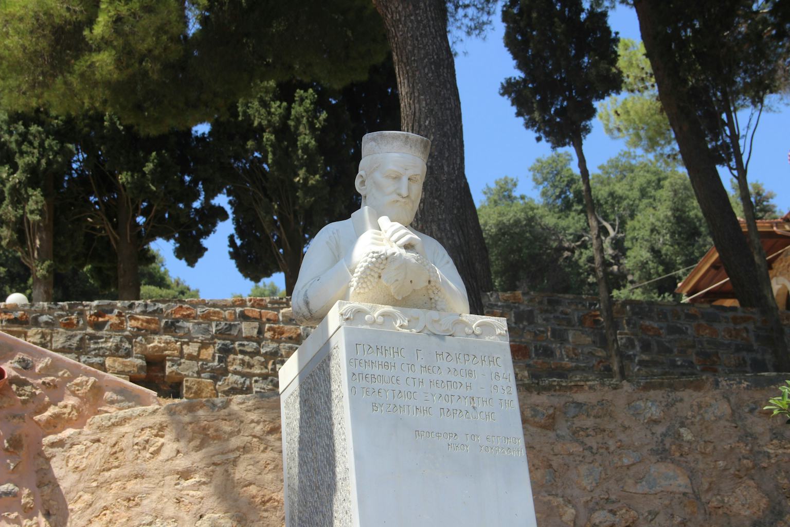 Bust of Ioannis Makrakis in Kremasta Monastery