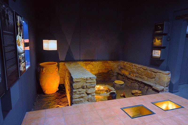 The Archeological Information Center dedicated to Yannis Sakellarakis & Efi Sapouna