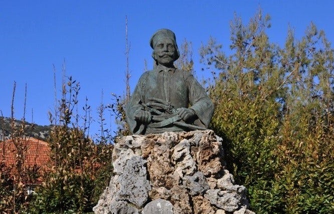 Bust of Captain Kazanis in Marmaketo