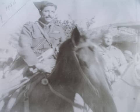 Μνημείο Καπετάν Σφακιανού στο Σπήλι