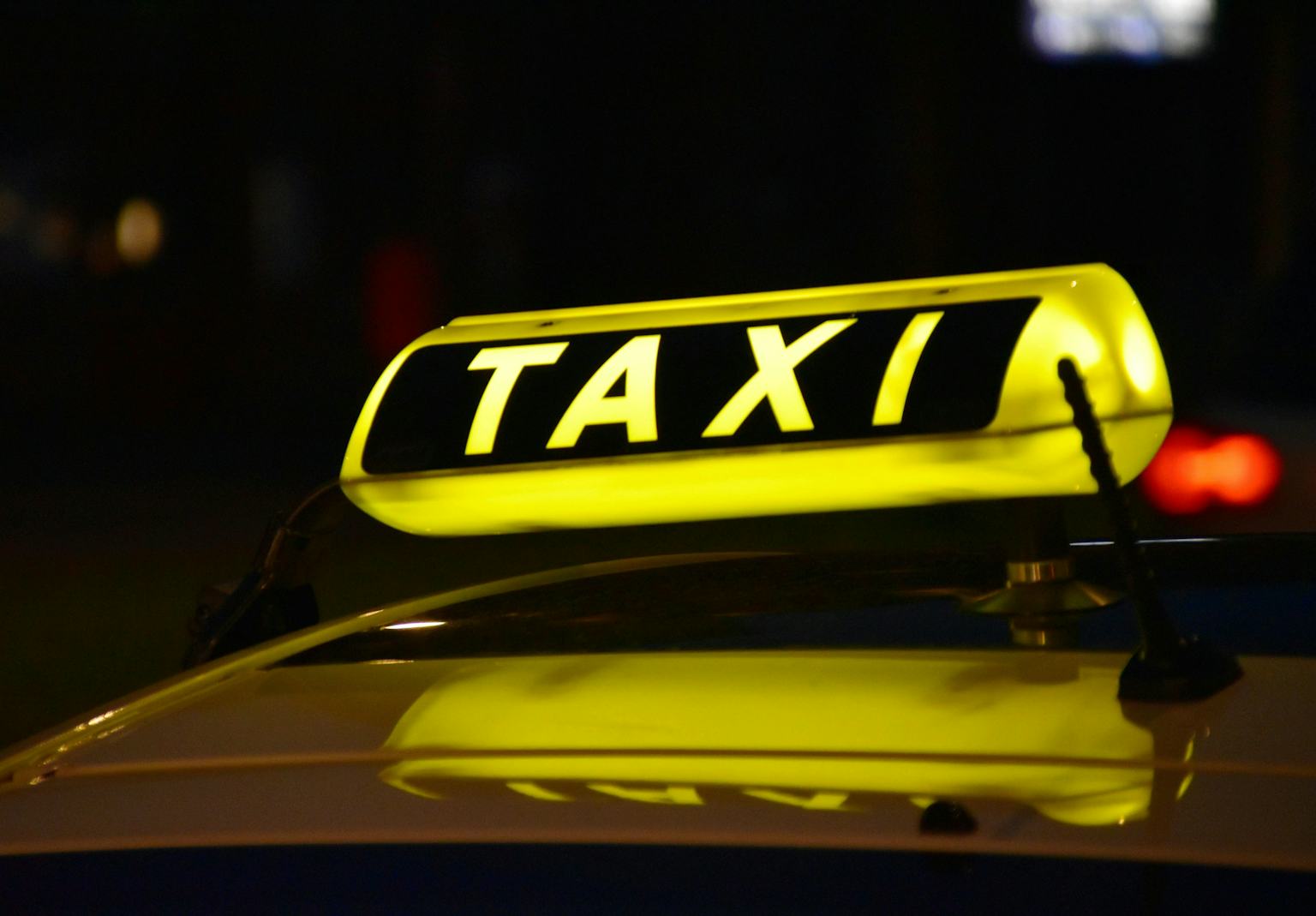 Taxi Services and Private Transfers in Crete